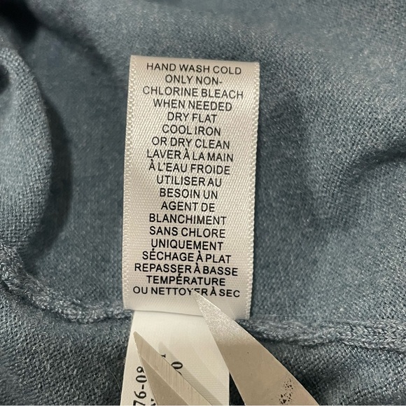 Banana Republic Teal ButtonUp Silk Blend Cardigan Sz-M Old Money Preppy Corpcore - Picture 11 of 12